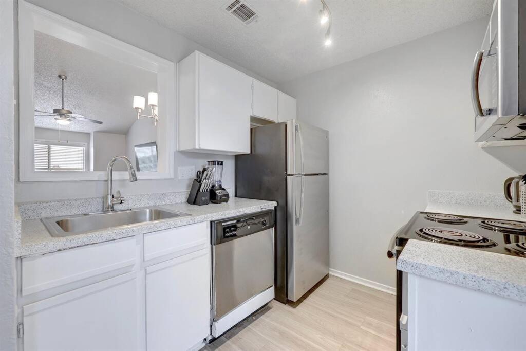 Cushy 2Bd Apt Austin Texas Exterior photo