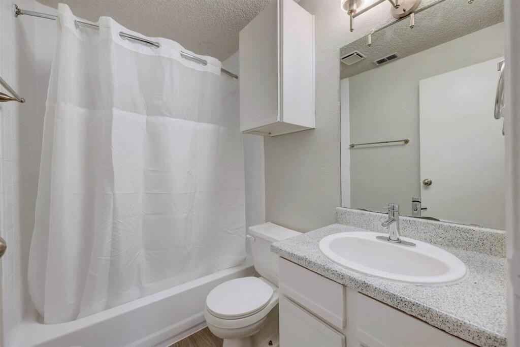 Cushy 2Bd Apt Austin Texas Exterior photo
